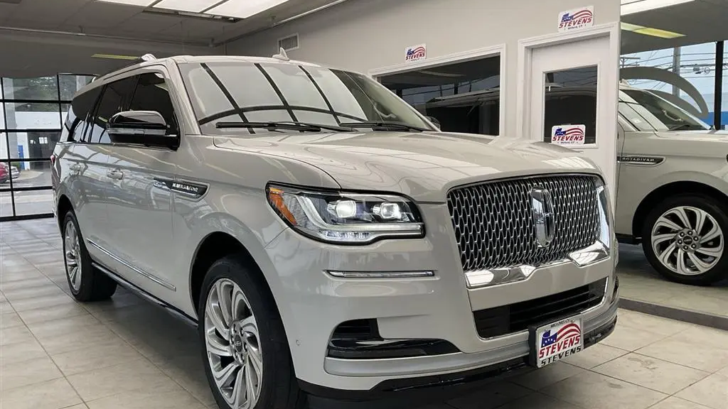 Preowned 2023 Lincoln Navigator Reserve for Sale