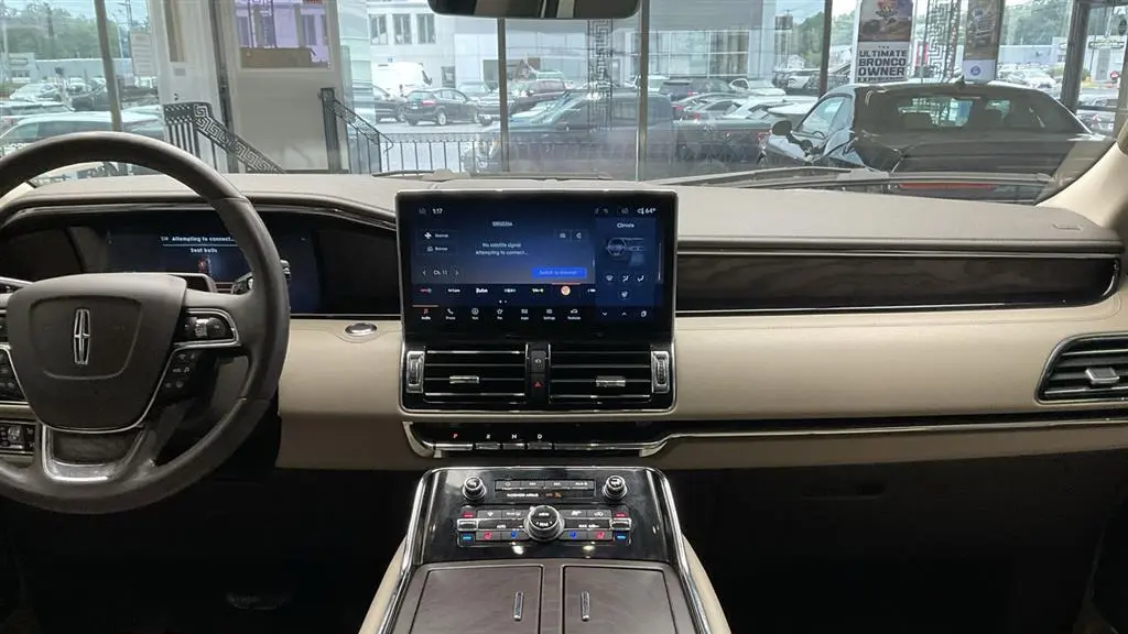 2023 Lincoln Navigator Reserve