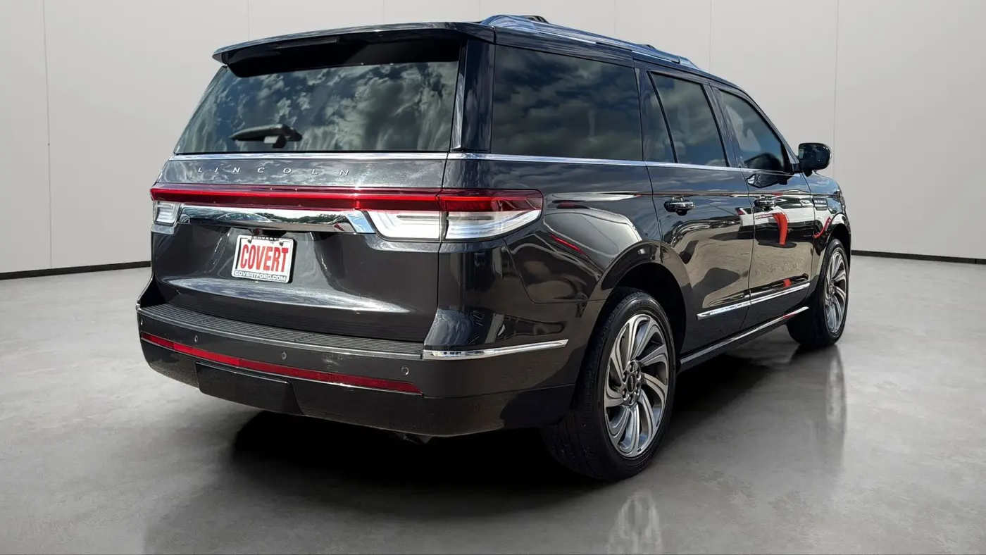 2023 Lincoln Navigator Reserve