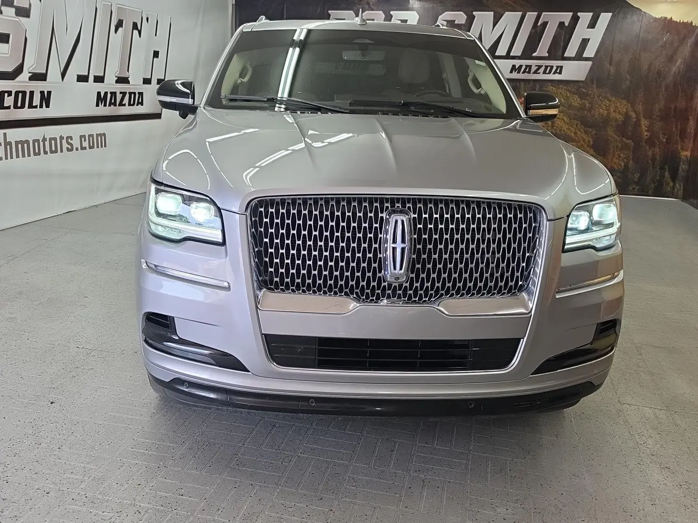 2023 Lincoln Navigator - $60,000