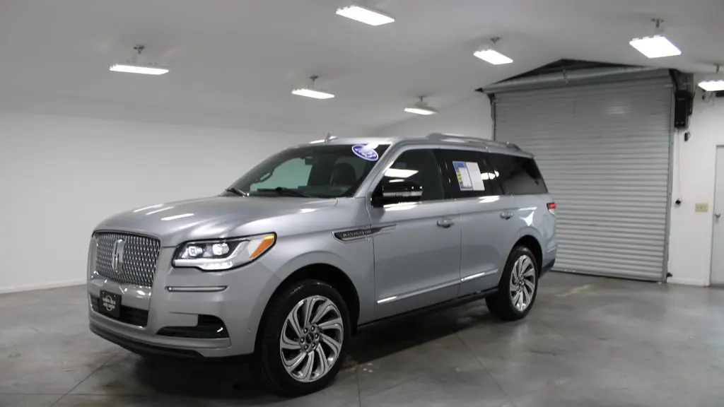 2023 Lincoln Navigator Reserve