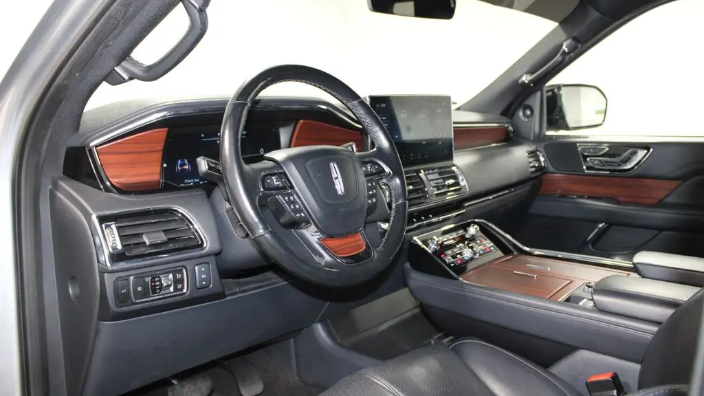 2023 Lincoln Navigator Reserve