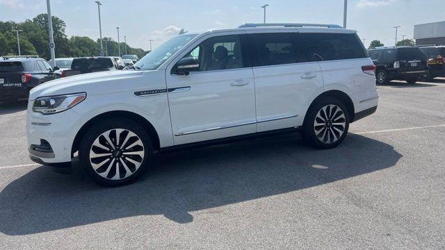 Preowned 2024 Lincoln Navigator Reserve for Sale