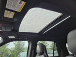 2024 Navigator Thumbnail 9