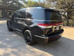 2024 Navigator Thumbnail 4