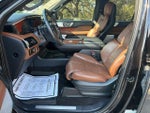 2024 Navigator Thumbnail 17