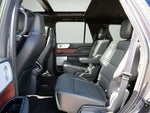 2024 Navigator Thumbnail 11