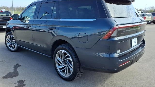 2025 Lincoln Navigator Reserve