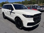 2025 Navigator Thumbnail 4