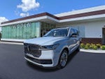 2025 Navigator Thumbnail 8