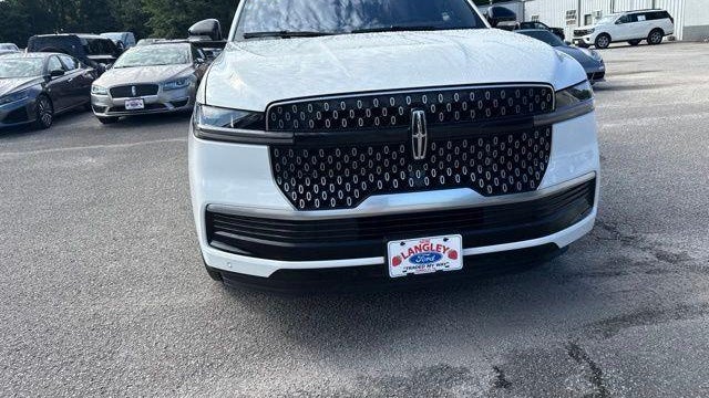 2025 Lincoln Navigator Reserve