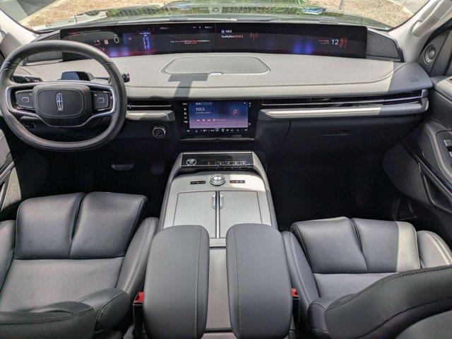 2026 Lincoln Navigator - $97,999