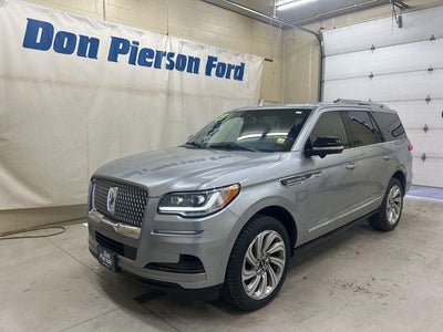 Photo of a 2023 Lincoln Navigator 4X4 Reserve 4DR SUV for sale