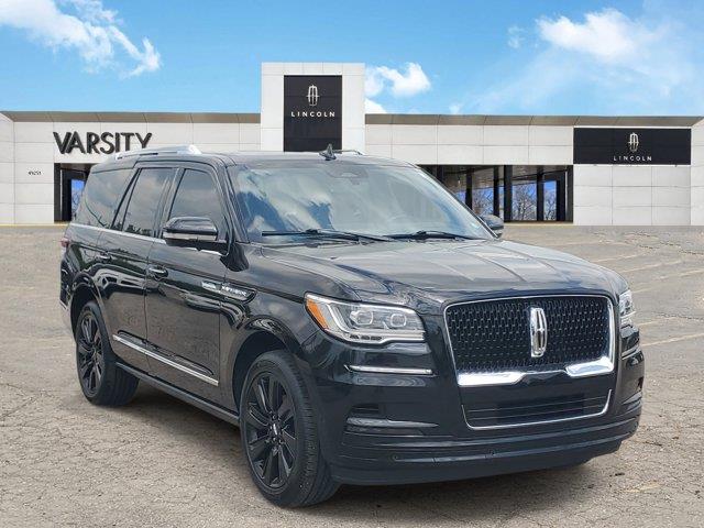 2023 Lincoln Navigator - $64,995
