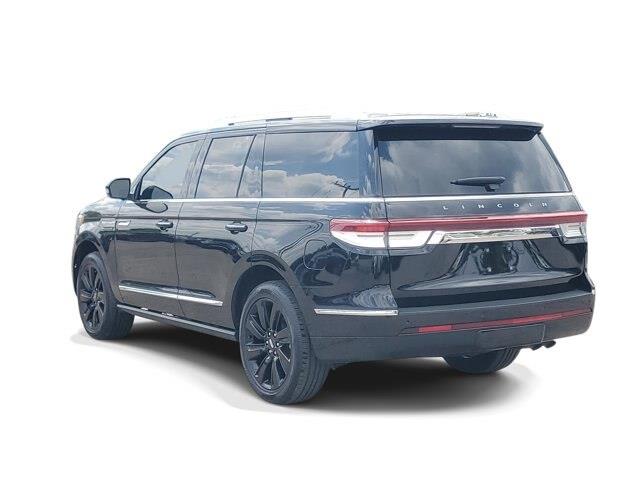 2023 Lincoln Navigator - $64,995