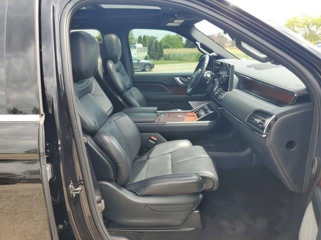 2023 Lincoln Navigator - $64,995