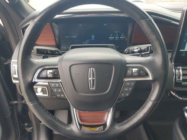 2023 Lincoln Navigator - $64,995