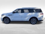 2023 Navigator Thumbnail 5