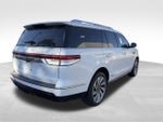 2023 Navigator Thumbnail 8