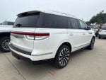 2023 Navigator Thumbnail 4