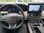 2023 Navigator Thumbnail 25