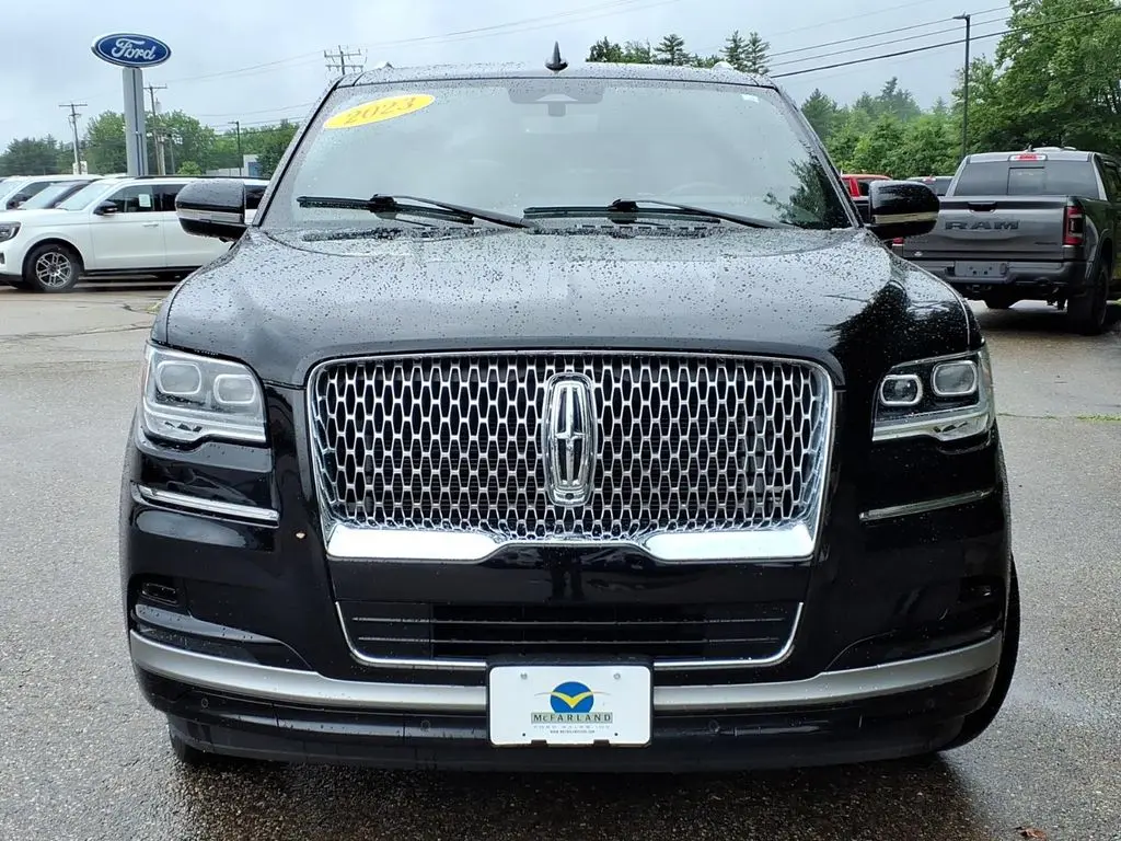 2023 Lincoln Navigator - $59,214