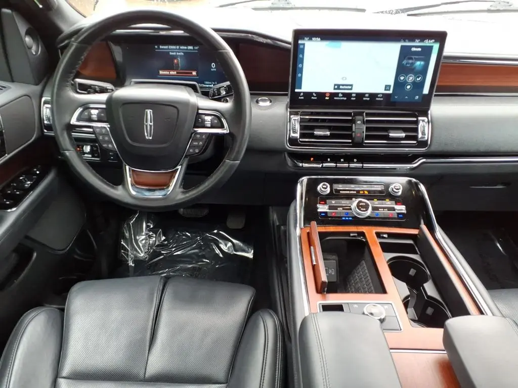2023 Lincoln Navigator - $59,214