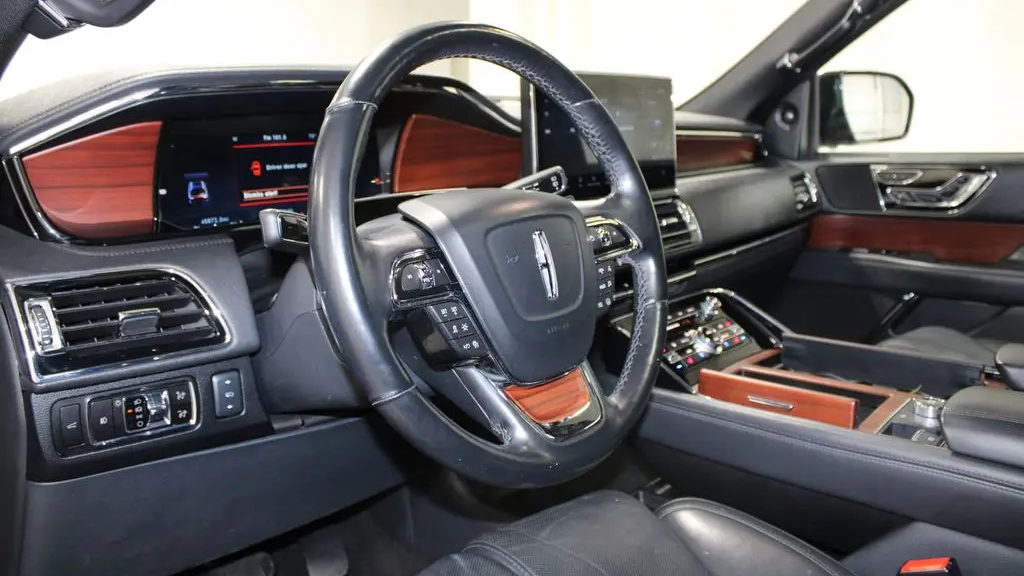 2023 Lincoln Navigator Reserve
