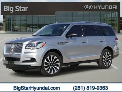Photo of a 2023 Lincoln Navigator 4X4 Reserve 4DR SUV for sale
