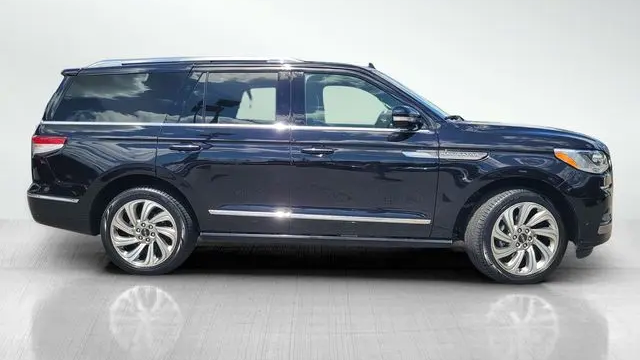 2024 Lincoln Navigator Reserve