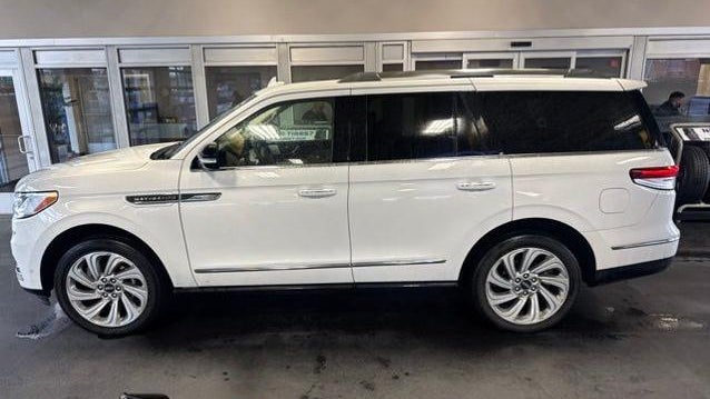 2024 Lincoln Navigator Reserve