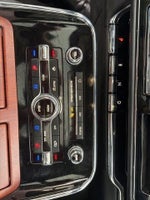 2024 Navigator Thumbnail 18