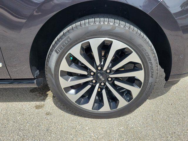 2024 Lincoln Navigator - $70,797