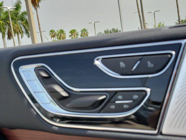 2024 Lincoln Navigator - $70,797