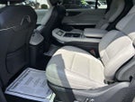 2025 Navigator Thumbnail 17