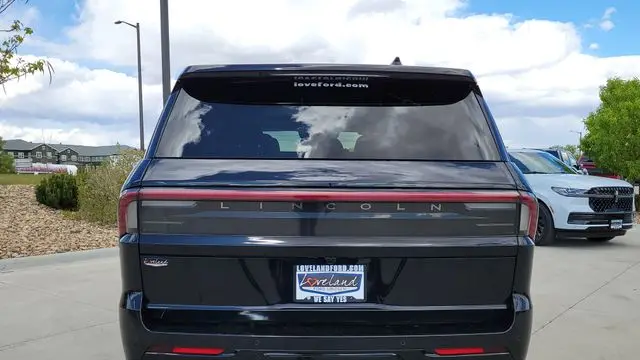 2025 Lincoln Navigator Reserve