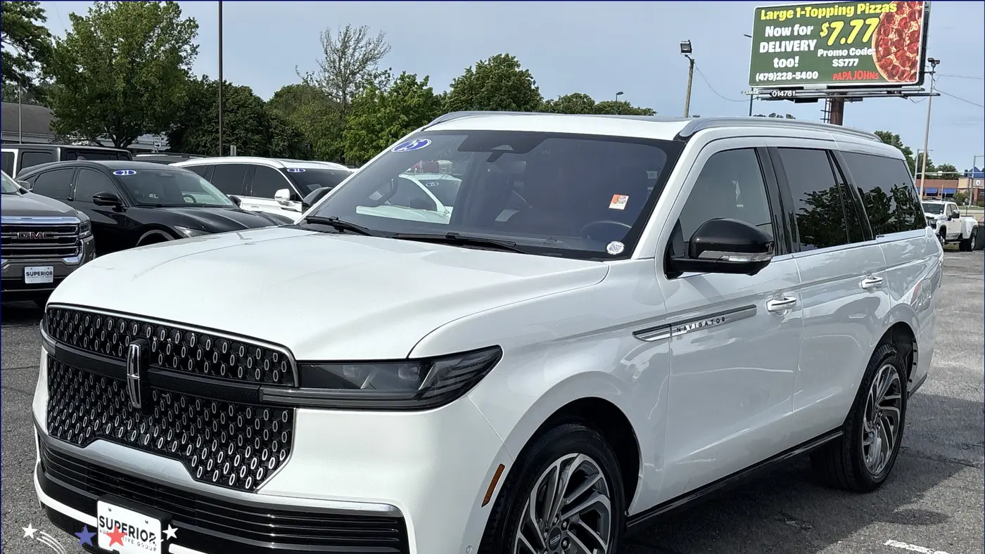 2025 Lincoln Navigator Reserve