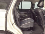 2025 Navigator Thumbnail 16