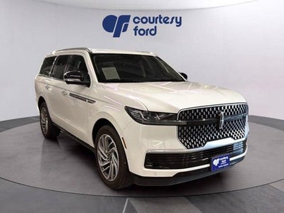 Photo of a 2025 Lincoln Navigator 4X4 Reserve 4DR SUV for sale