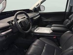 2025 Navigator Thumbnail 10
