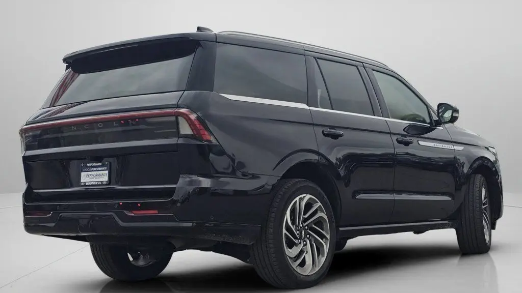 2025 Lincoln Navigator Reserve