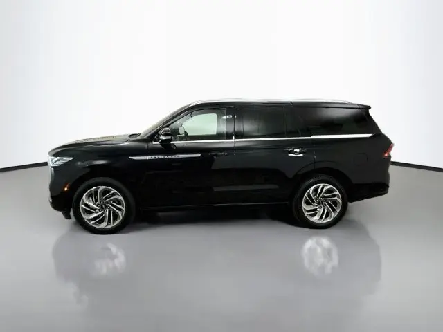 2025 Lincoln Navigator - $71,907