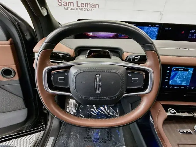 2025 Lincoln Navigator - $71,907