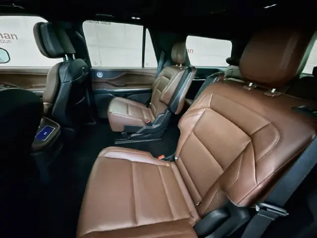 2025 Lincoln Navigator - $71,907