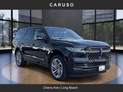Photo of a 2025 Lincoln Navigator 4X4 Reserve 4DR SUV for sale