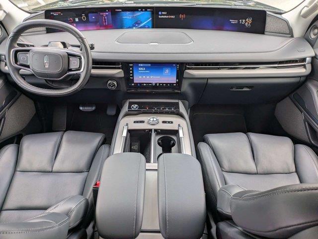 2026 Lincoln Navigator - $97,799