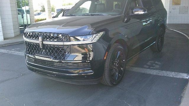 2026 Lincoln Navigator Reserve