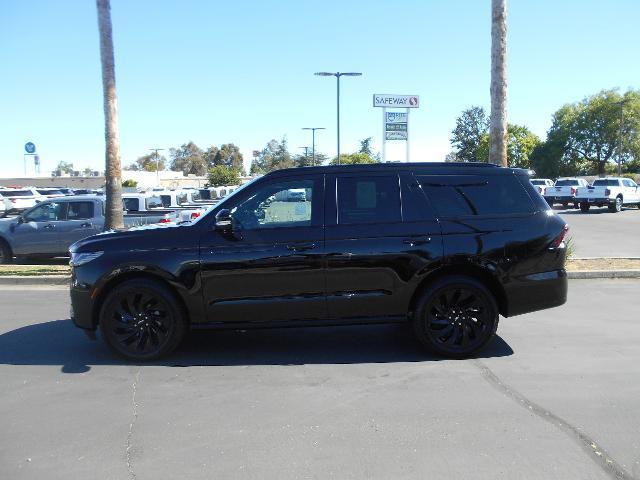 2026 Lincoln Navigator - $99,910