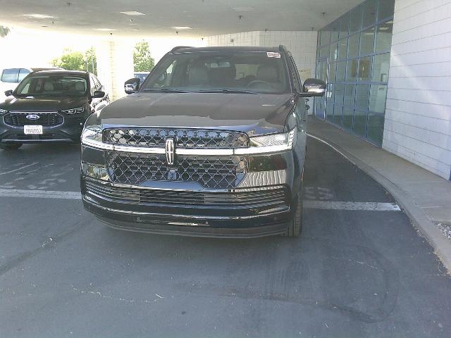 2026 Lincoln Navigator - $99,910