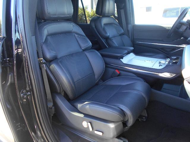 2026 Lincoln Navigator - $99,910